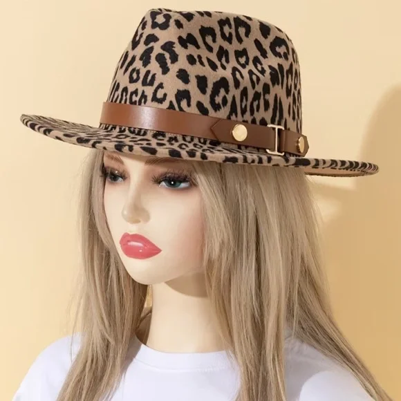 Leopard Print Women’s Wide Flat Brim Hat with Decorative Brown Accent NWT - Picture 6 of 6